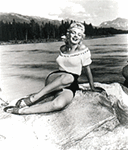 8 x10 Glossy, Black & White - Marilyn Monroe